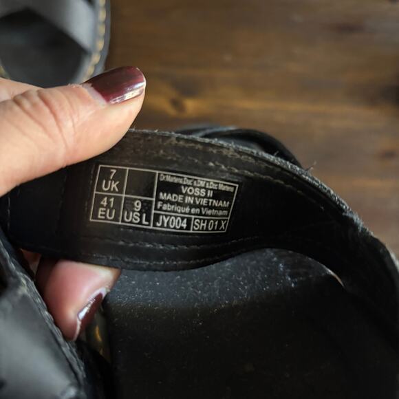 DR. MARTENS | VOSS II Black Leather Strap Sandals Sz 9 - Picture 6 of 6